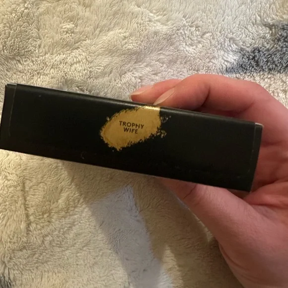 Fenty Beauty Killawatt Highlighter - Trophy Wife - Picture 4 of 5
